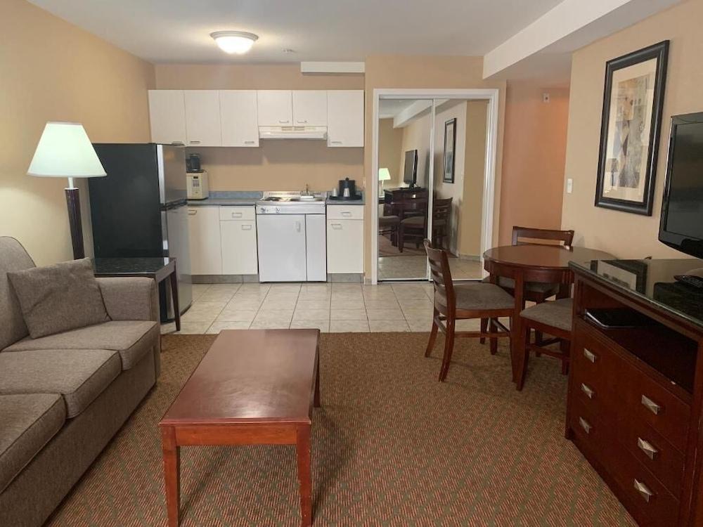 Prestige Aberdeen Lodge Камлупс Экстерьер фото