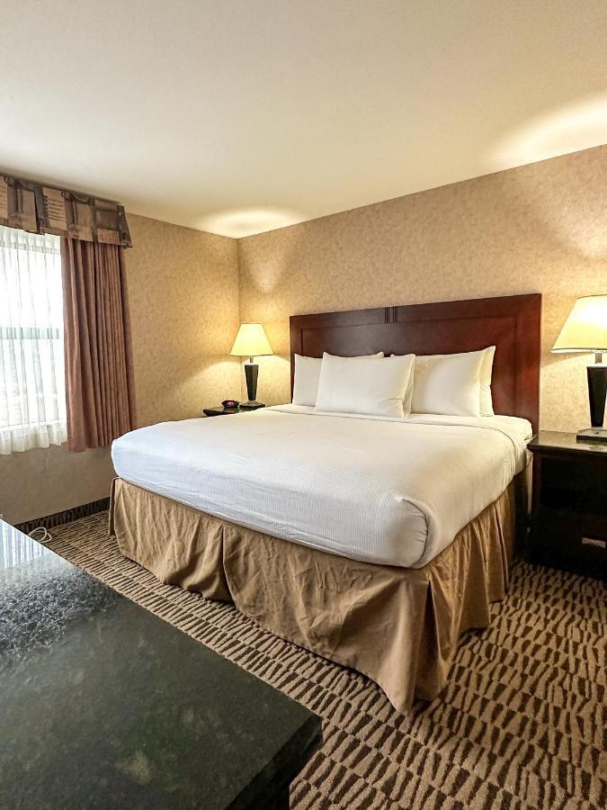 Prestige Aberdeen Lodge Камлупс Экстерьер фото
