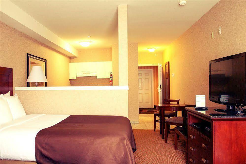 Prestige Aberdeen Lodge Камлупс Экстерьер фото