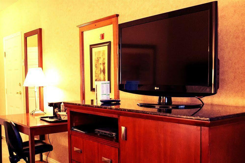 Prestige Aberdeen Lodge Камлупс Экстерьер фото
